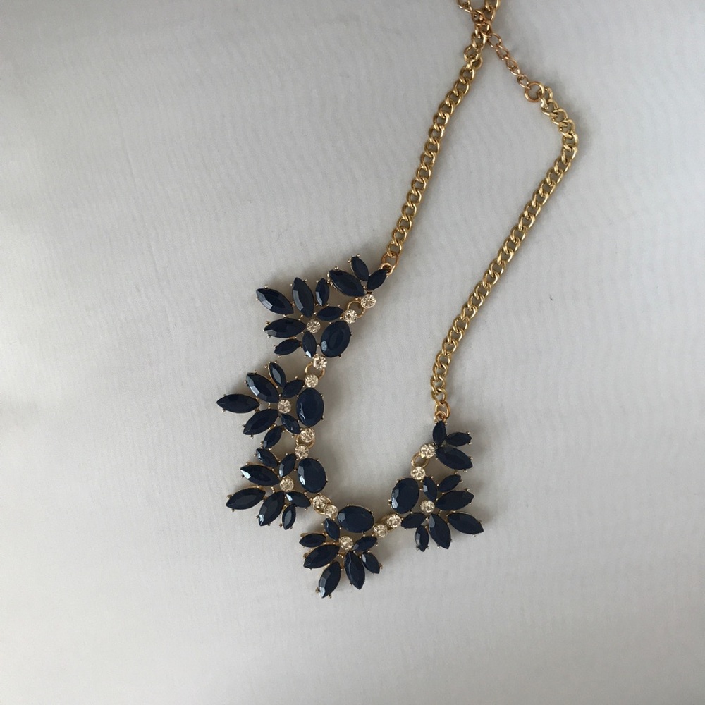 Necklaces - Picture 6 of 8